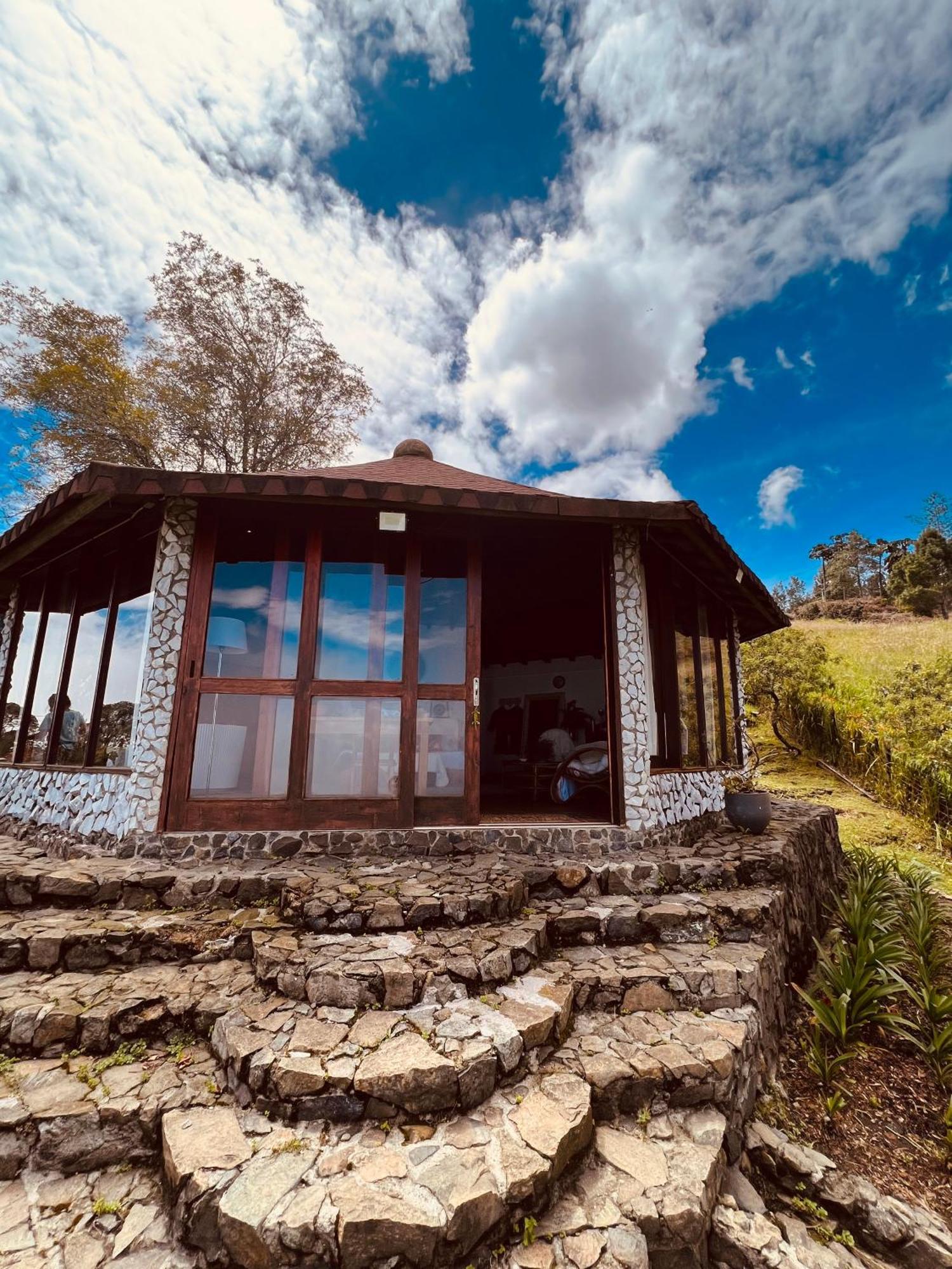 Chalet Lasnubes Ecolodgenubes *